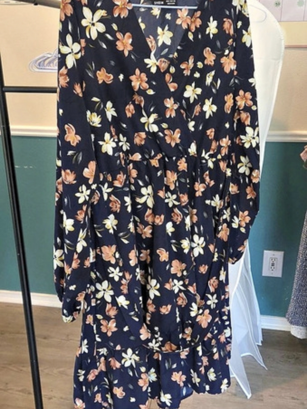 SHEIN Floral Midi Dress in Black & Brown Size Medium